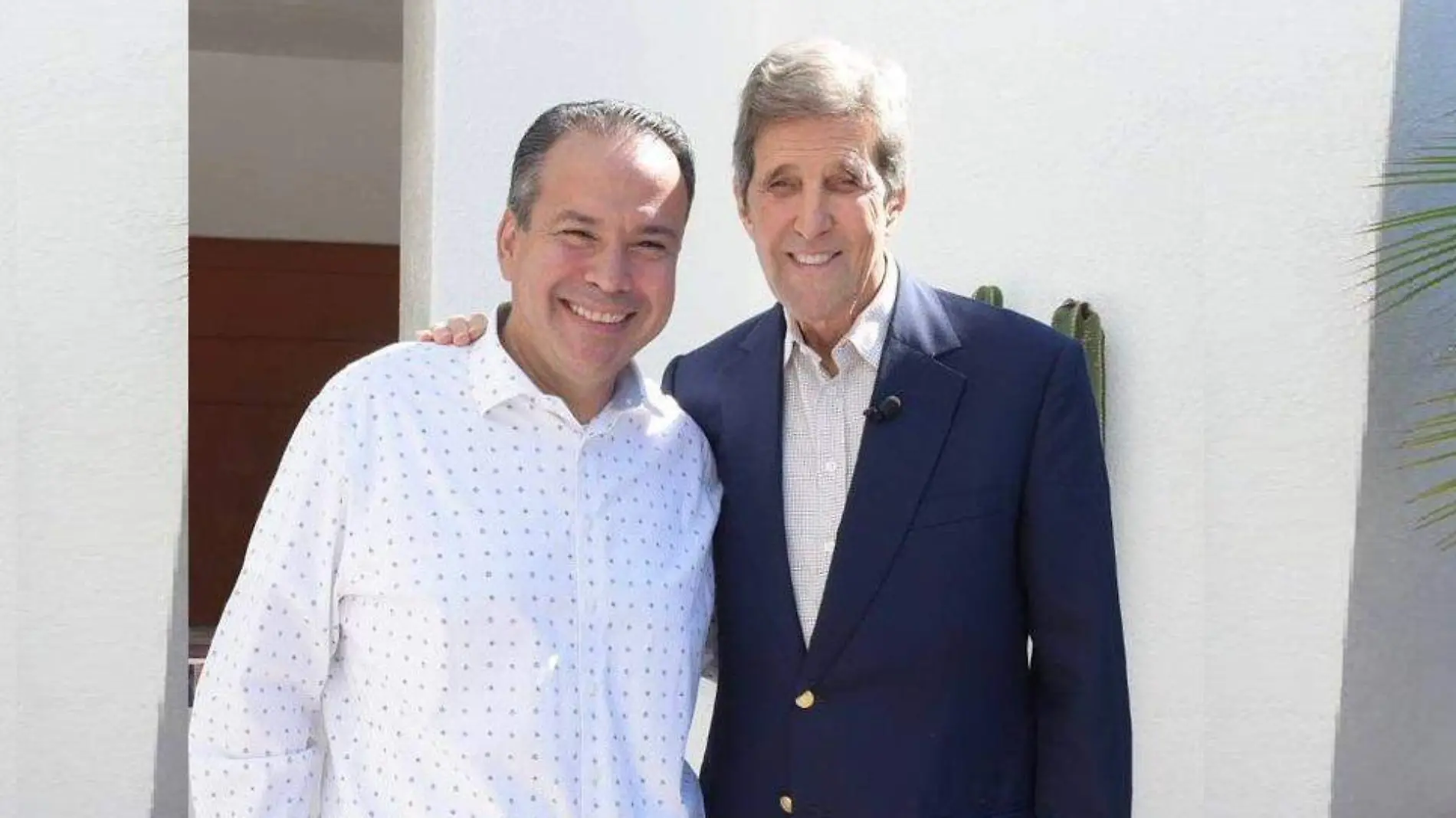 Antonio Astiazarán y John Kerry